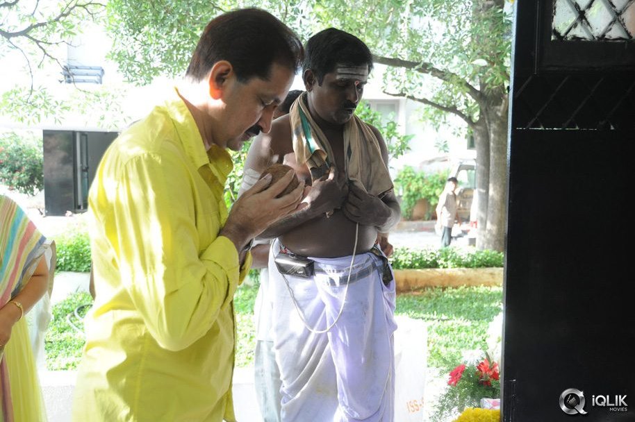 Tharuvatha-Katha-Movie-Opening